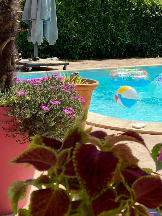 Chambres Dans Villa Avec Piscine Gleize Exterior photo